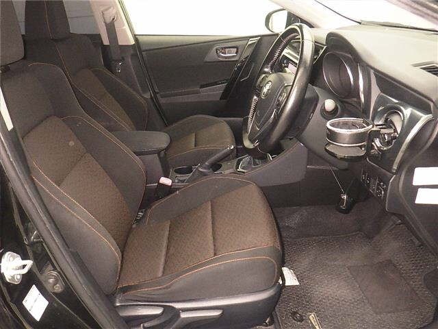 Toyota AURIS 2015 7557338-5
