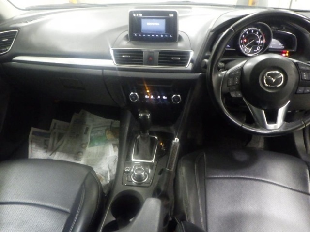 Mazda AXELA 2014 7563149-3