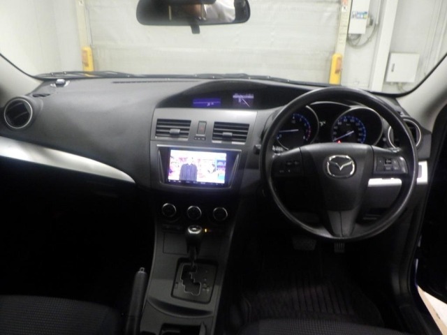 Mazda AXELA 2011 7563151-3