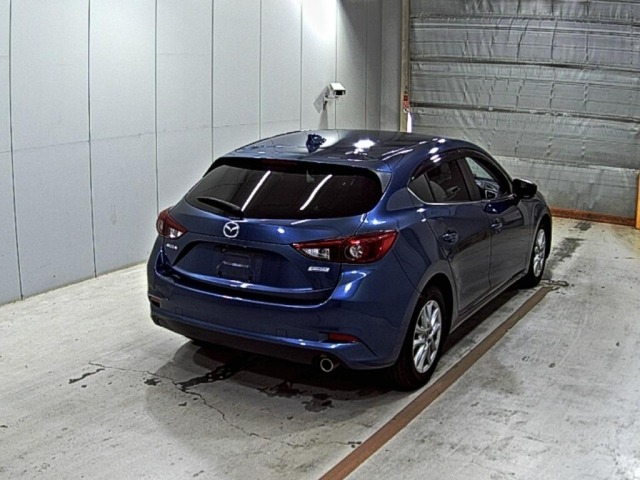 Mazda AXELA 2017 7563153-5