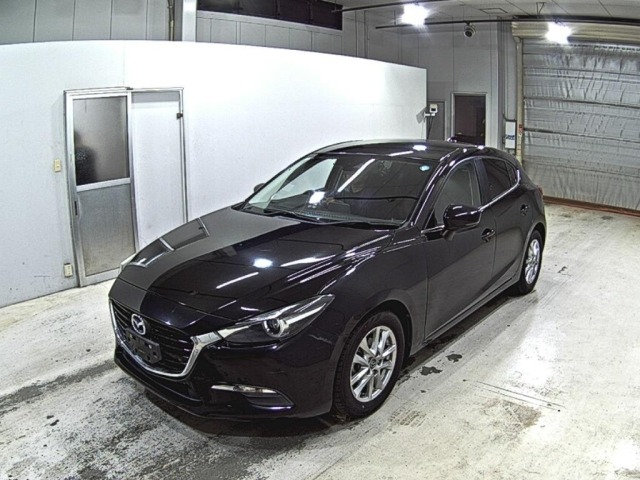 Mazda AXELA 2017 7563154-4