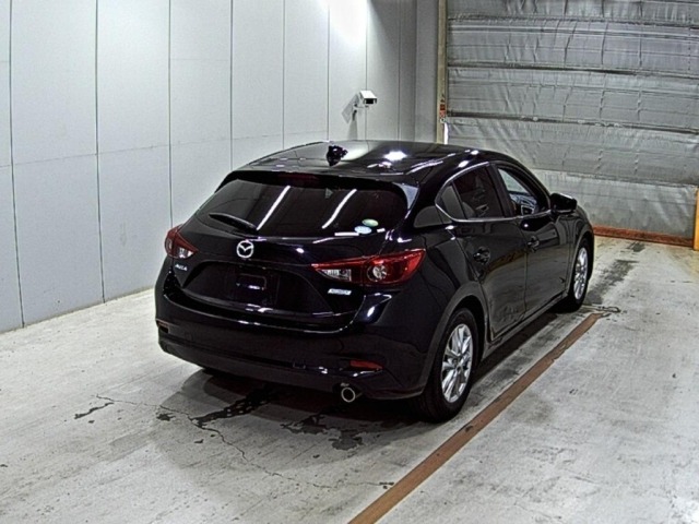 Mazda AXELA 2017 7563154-5