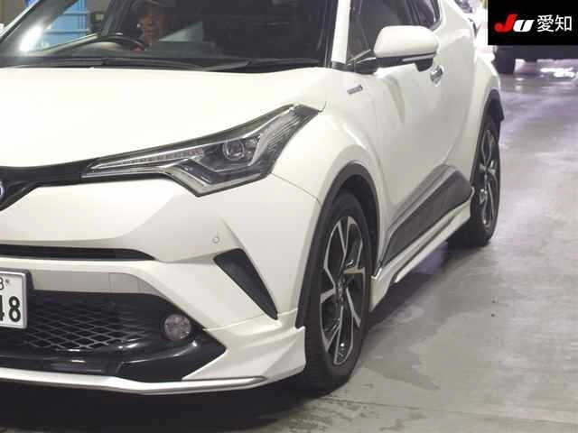 Toyota C-HR 2018 7558112-7