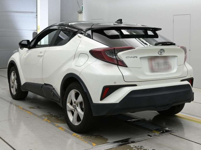 Toyota C-HR 2019 7558149-6