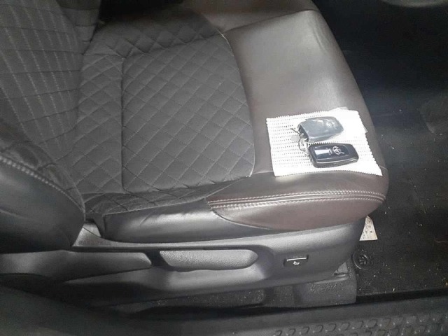 Toyota C-HR 2018 7558150-10