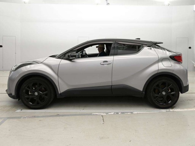 Toyota C-HR 2020 7558158-4