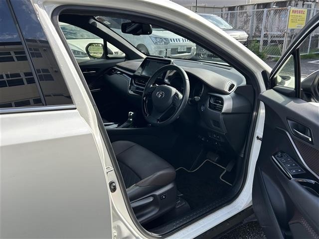 Toyota C-HR 2018 7558525-18
