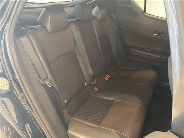 Toyota C-HR 2018 7558526-11