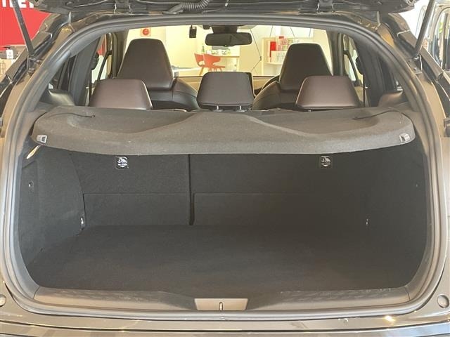 Toyota C-HR 2018 7558526-12