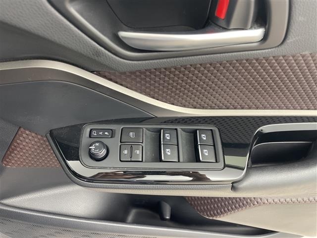 Toyota C-HR 2017 7558527-11