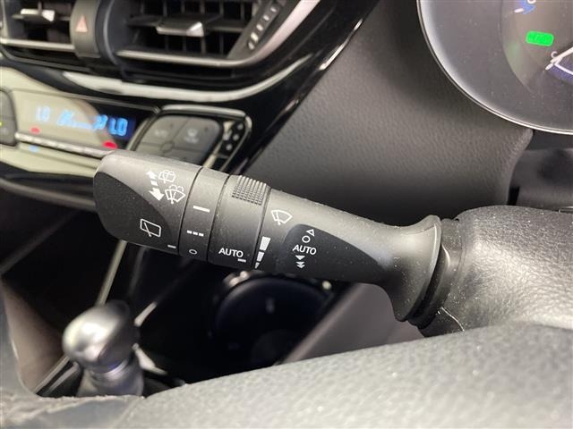 Toyota C-HR 2017 7558527-21