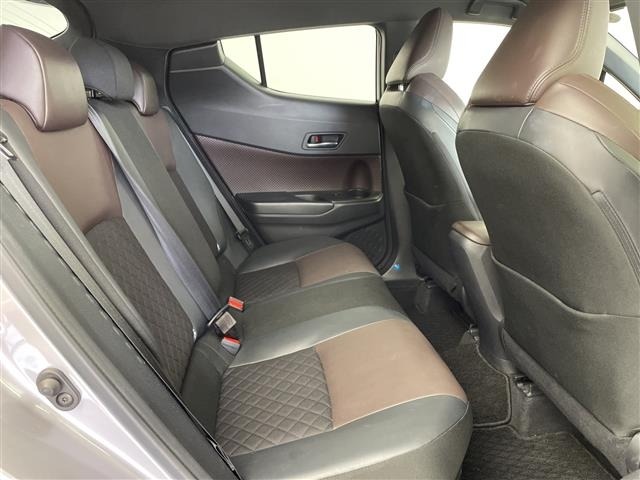 Toyota C-HR 2017 7558527-6