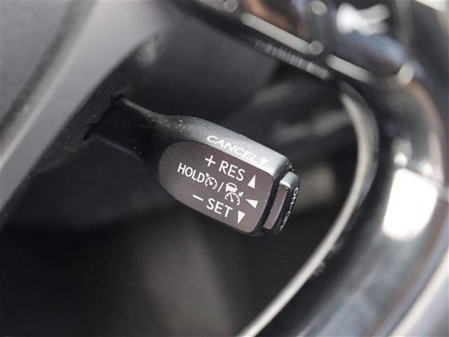 Toyota C-HR 2018 7558532-12