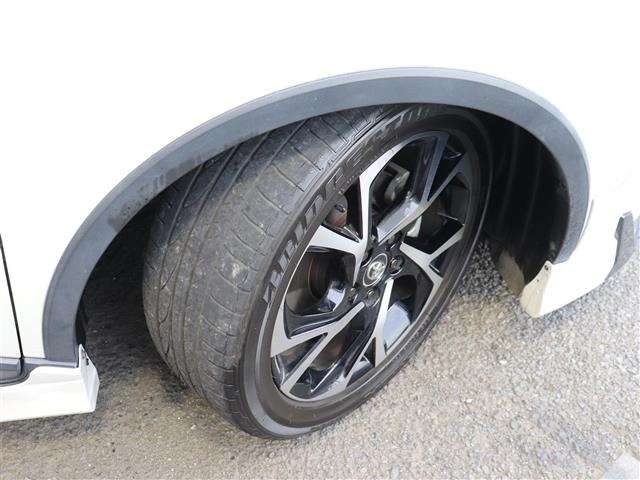 Toyota C-HR 2018 7558532-17