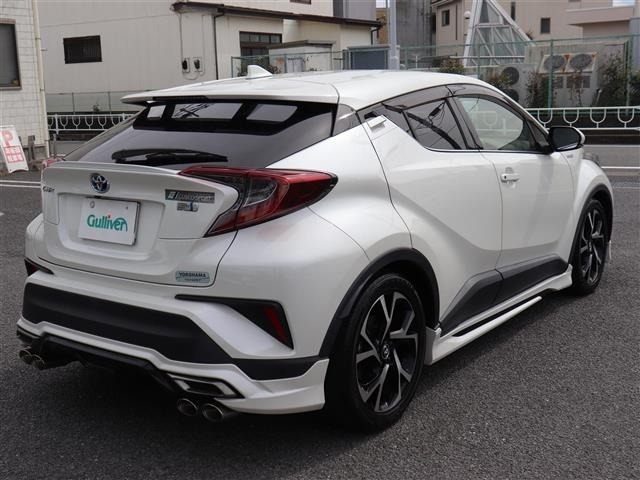 Toyota C-HR 2018 7558532-19