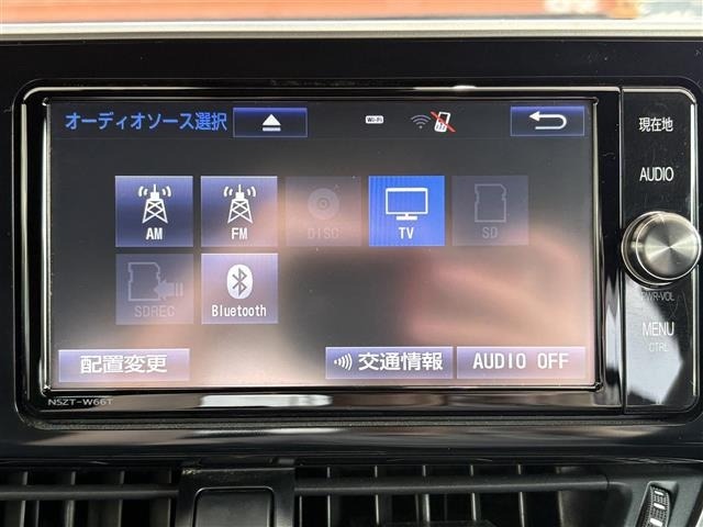Toyota C-HR 2018 7558536-16