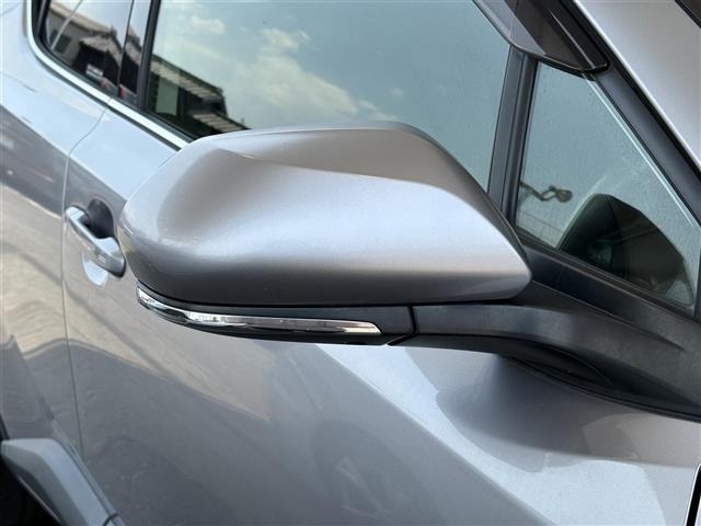 Toyota C-HR 2018 7558536-20