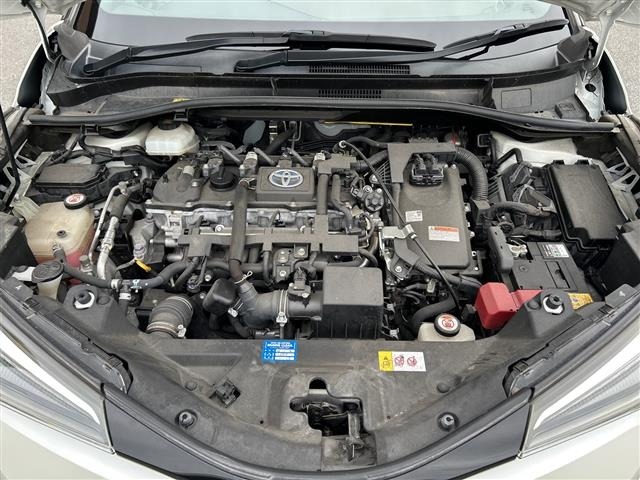 Toyota C-HR 2018 7558537-14