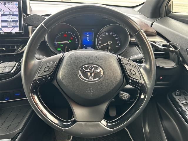 Toyota C-HR 2018 7558537-22