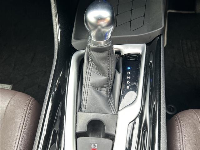 Toyota C-HR 2018 7558537-5