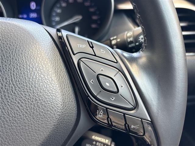 Toyota C-HR 2018 7558538-1
