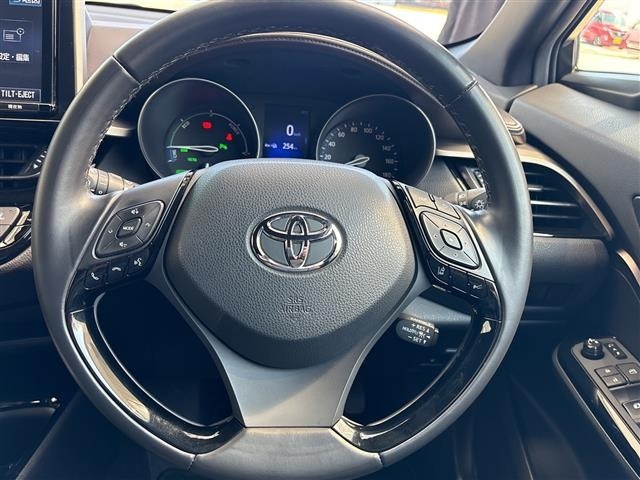 Toyota C-HR 2018 7558538-19