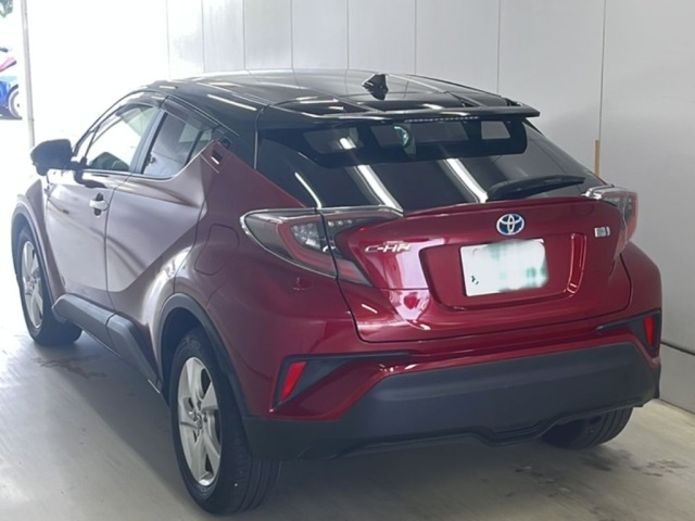 Toyota C-HR 2017 7558540-1