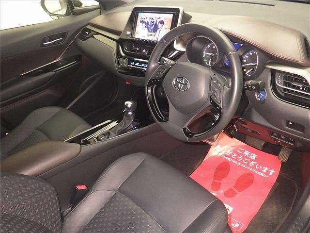 Toyota C-HR 2017 7558549-3