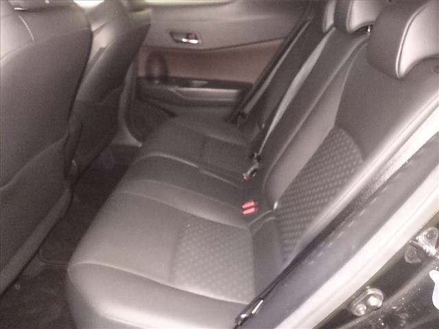 Toyota C-HR 2017 7558549-7