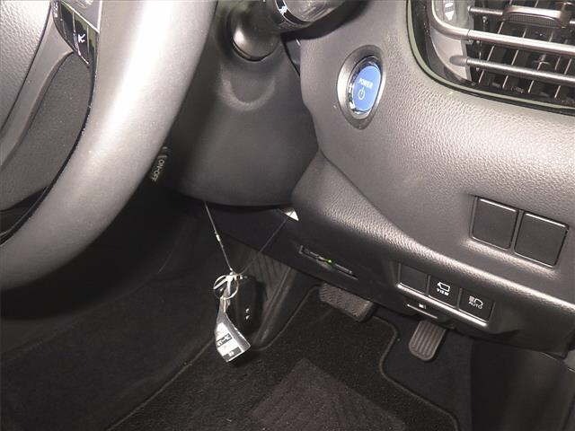 Toyota C-HR 2021 7558550-8