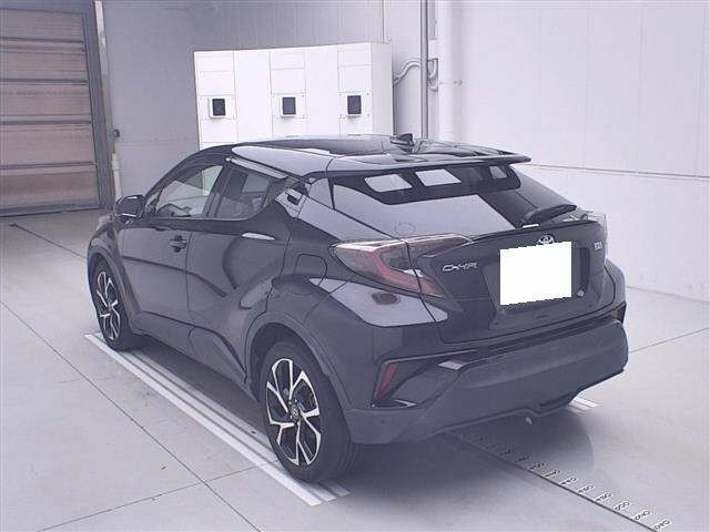 Toyota C-HR 2017 7558551-1