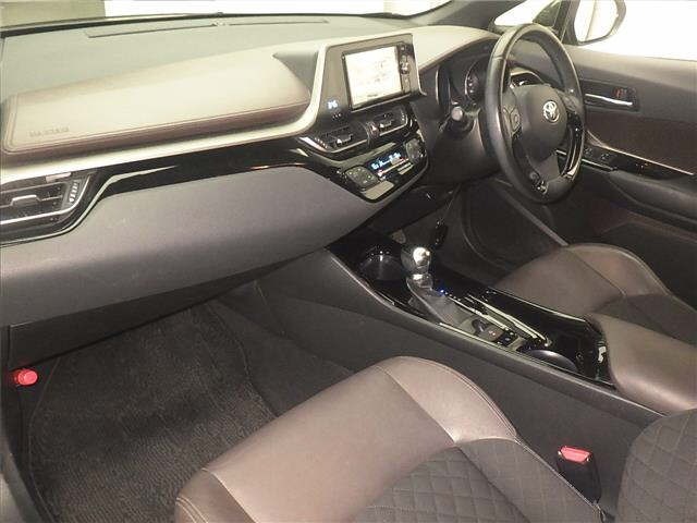 Toyota C-HR 2017 7558551-4