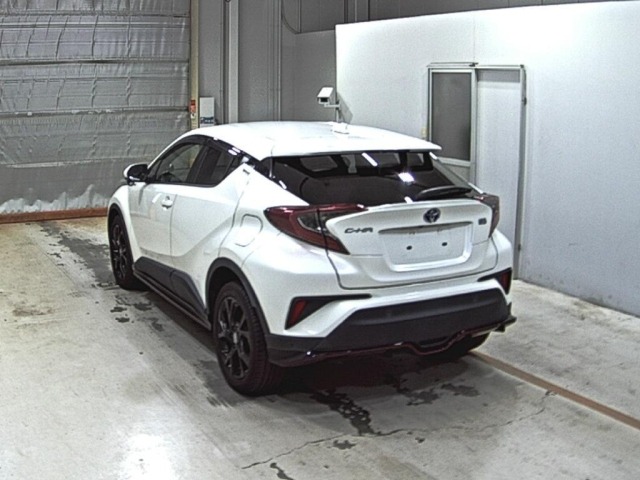Toyota C-HR 2019 7558558-1