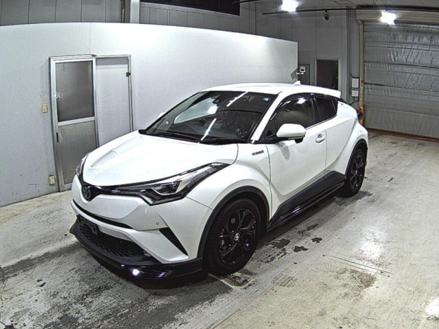 Toyota C-HR 2019 7558558-4