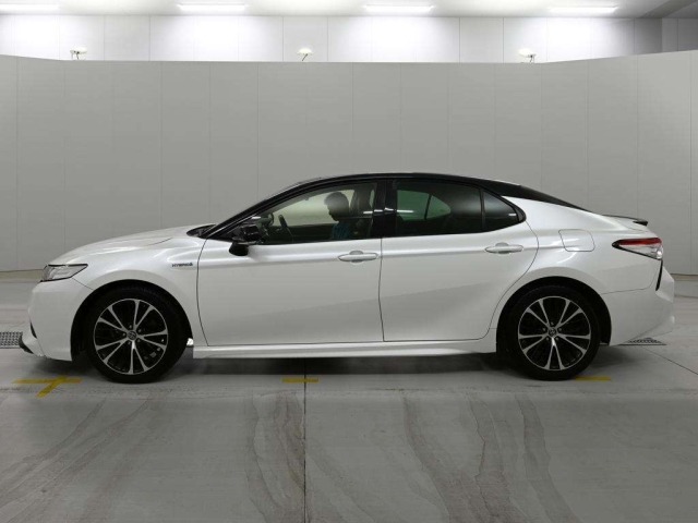Toyota CAMRY 2019 7560167-4