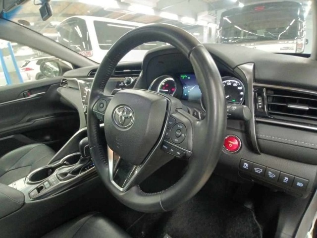 Toyota CAMRY 2019 7560167-9