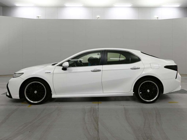 Toyota CAMRY 2017 7560168-4