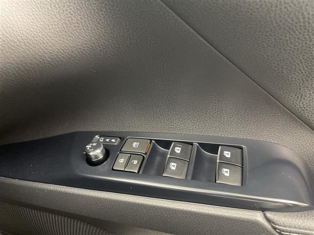 Toyota CAMRY 2019 7560271-1