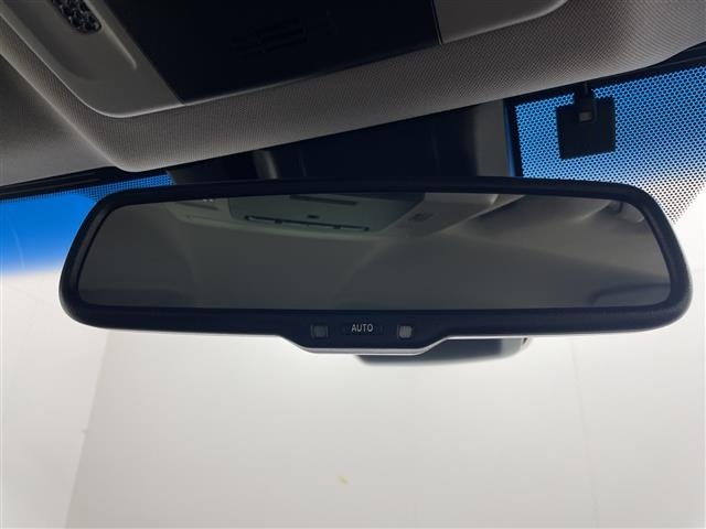 Toyota CAMRY 2019 7560271-22