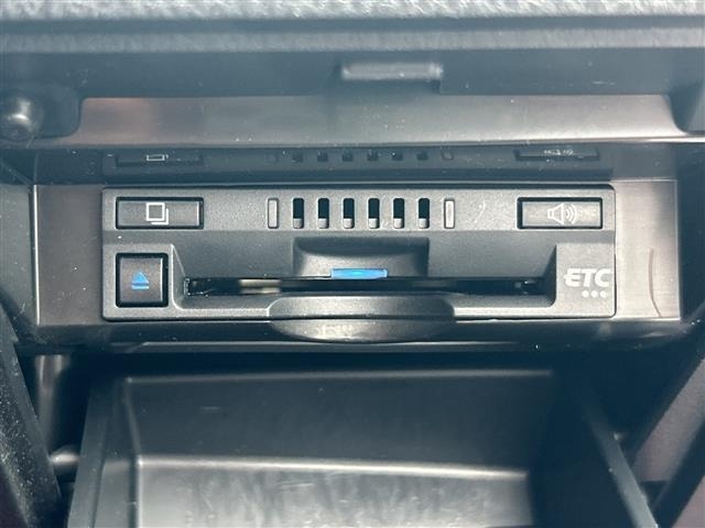 Toyota CAMRY 2020 7560276-10