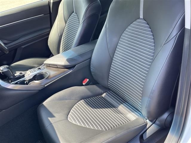 Toyota CAMRY 2021 7560279-6