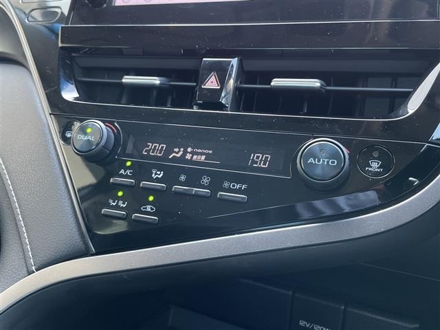 Toyota CAMRY 2021 7560279-8