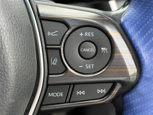 Toyota CAMRY 2021 7560281-24