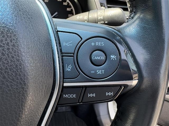 Toyota CAMRY 2019 7560282-10