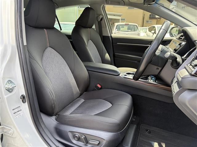 Toyota CAMRY 2019 7560282-21