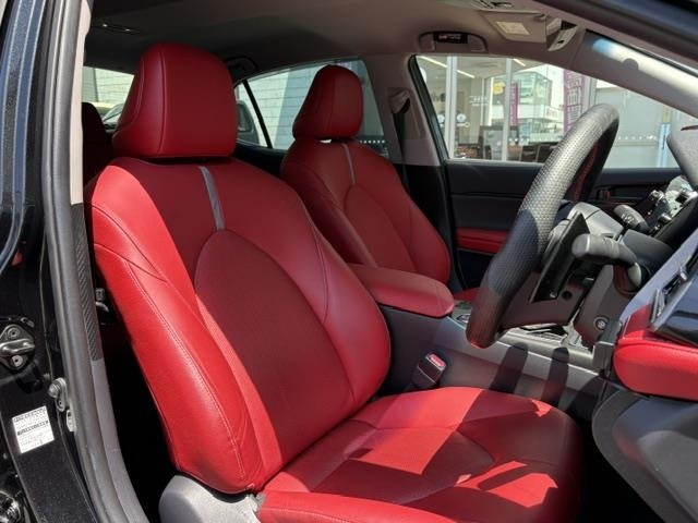 Toyota CAMRY 2021 7560284-10