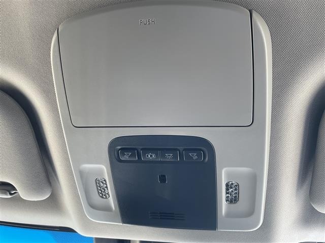 Toyota CAMRY 2018 7560285-7
