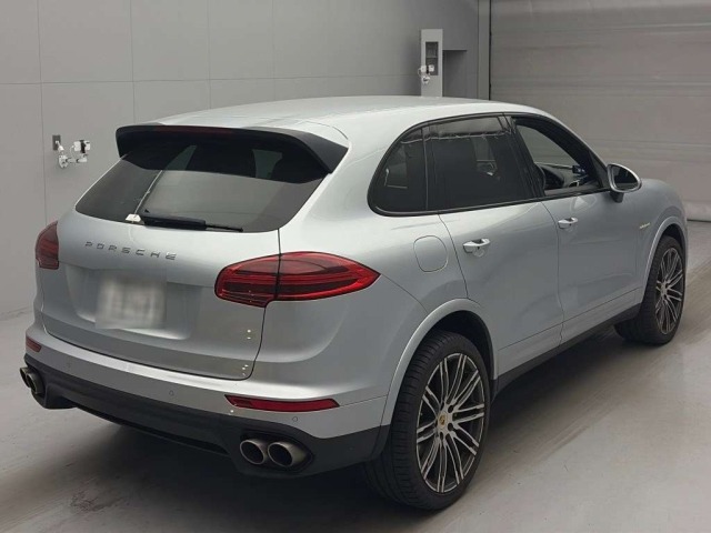 Porsche CAYENNE 2017 7546241-1
