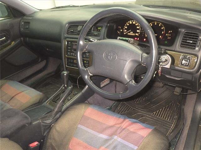 Toyota CHASER 1997 7560852-3