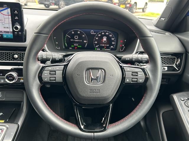Honda CIVIC 2023 7560894-9